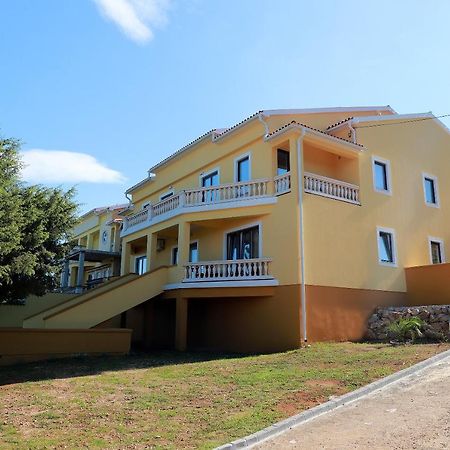Apartments Galboka Нерезине Екстер'єр фото