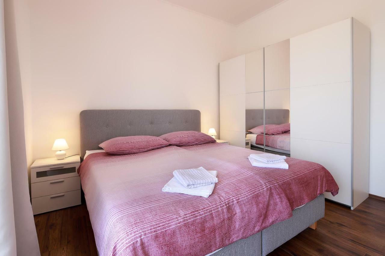 Apartments Galboka Нерезине Екстер'єр фото