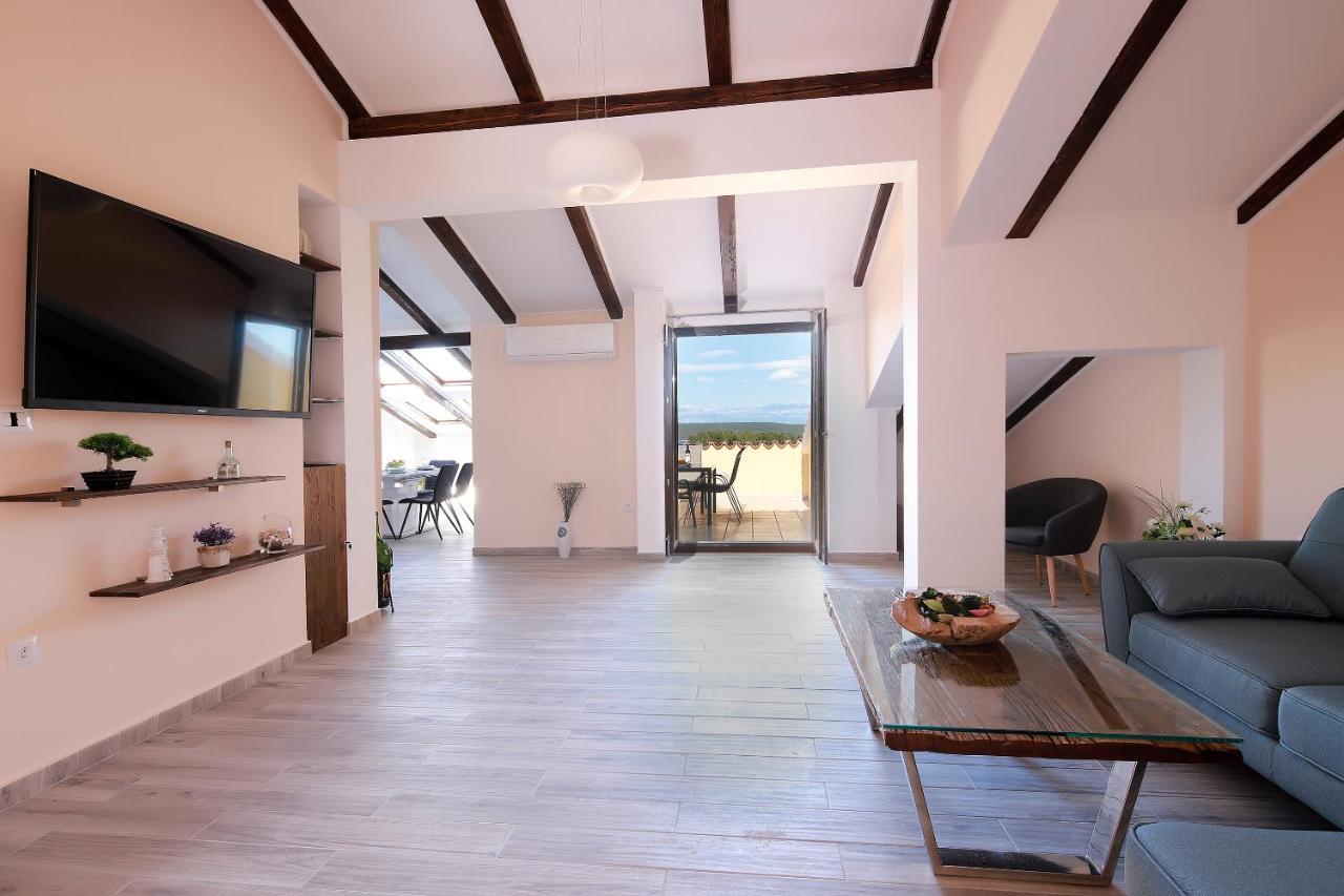 Apartments Galboka Нерезине Екстер'єр фото